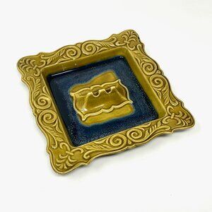 Vintage MCM USA EA-10-23 Ashtray Avocado Scroll Rim w/ Navy on Inner Rim 7 x 7